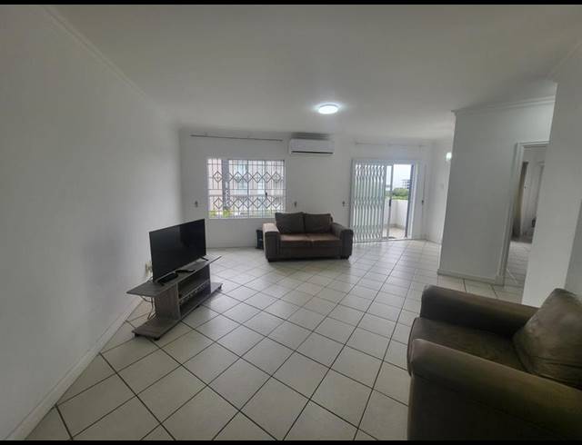 2 BEDROOM APARTMENT FOR SALE IN UMHLANGA RIDGE